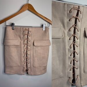 Azelle Collection Beige Velvet Like Mini Skirt (S)